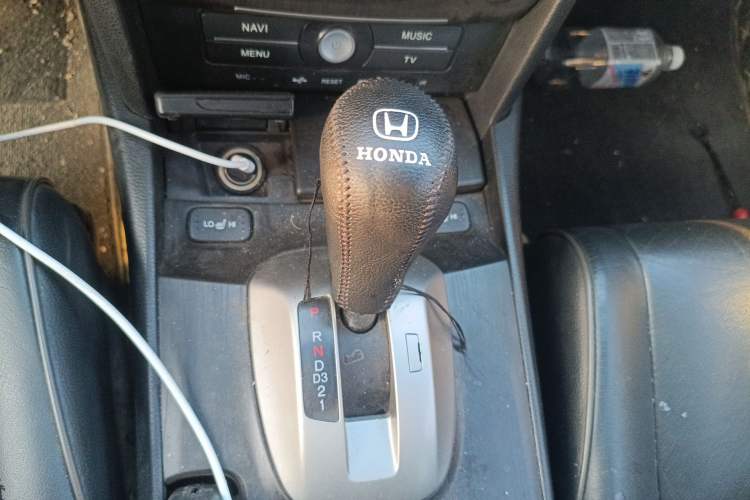 Used Honda Crosstour 2012 2.4L Luxury Edition Gear Lever