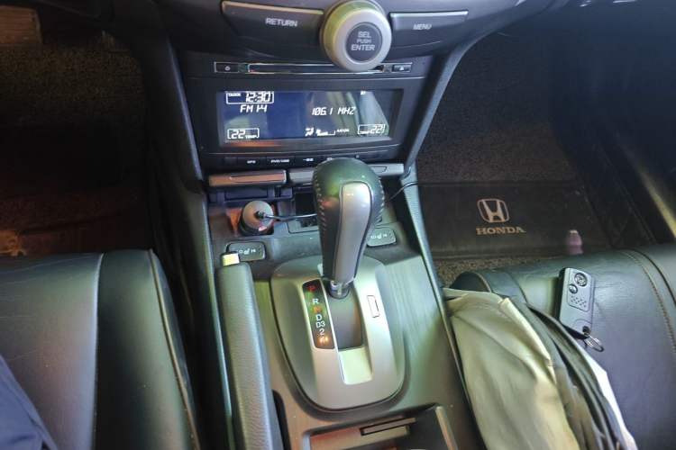 Used Honda Crosstour 2012 2.4L Luxury Edition Gear Lever