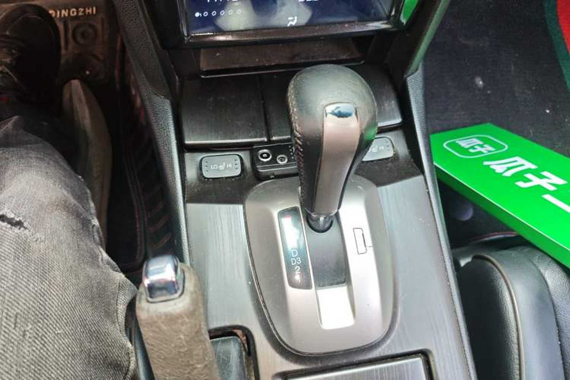 Used Honda Crosstour 2012 2.4L Luxury Edition Gear Lever