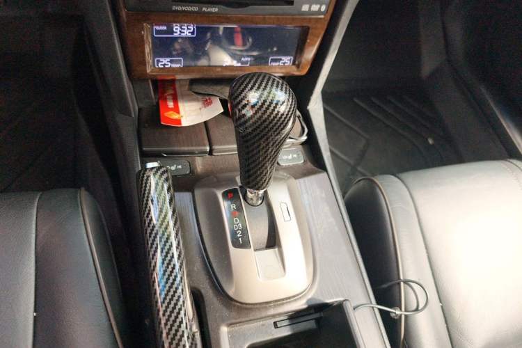 Used Honda Crosstour 2012 2.4L Luxury Edition Gear Lever