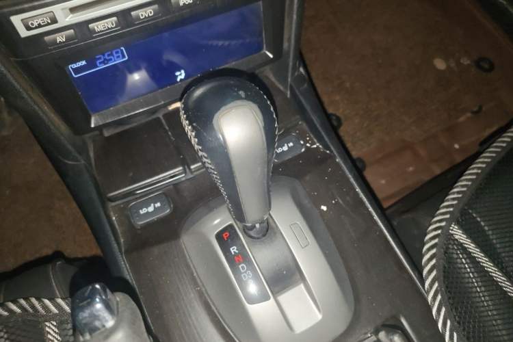 Used Honda Crosstour 2012 2.4L Luxury Edition Gear Lever
