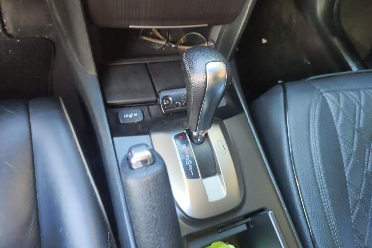 Used Honda Crosstour 2012 2.4L Luxury Edition Gear Lever