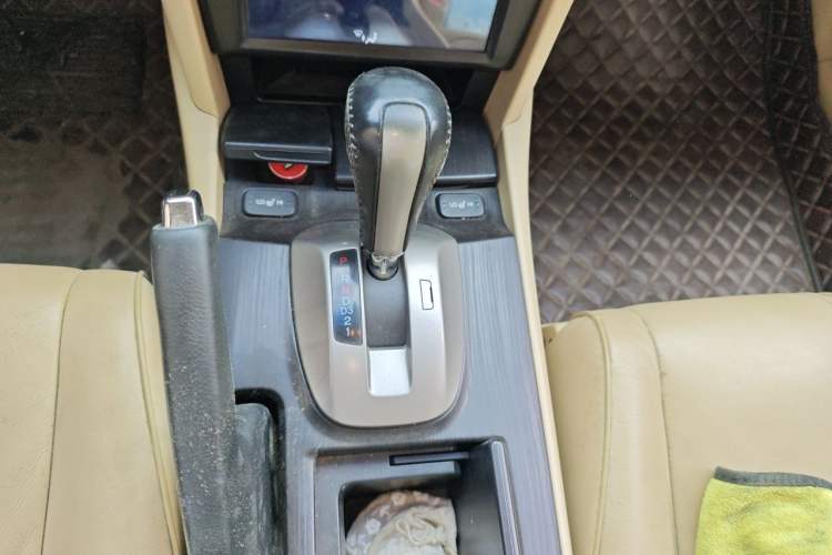 Used Honda Crosstour 2012 2.4L Luxury Edition Gear Lever
