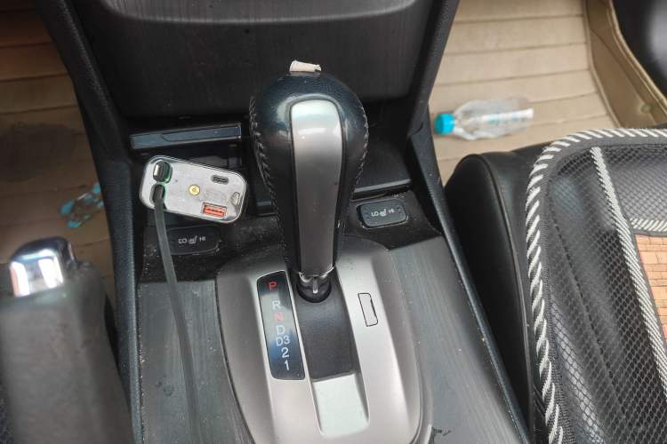 Used Honda Crosstour 2012 2.4L Prestige Edition Gear Lever