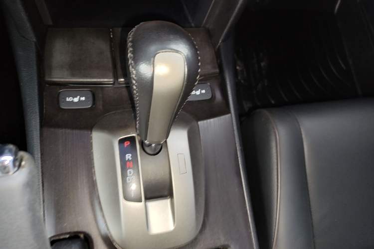 Used Honda Crosstour 2012 2.4L Luxury Edition Gear Lever