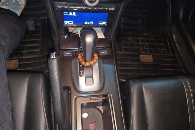 Used Honda Crosstour 2012 2.4L Luxury Edition Gear Lever