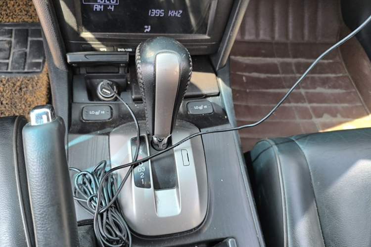Used Honda Crosstour 2012 2.4L Prestige Edition Gear Lever