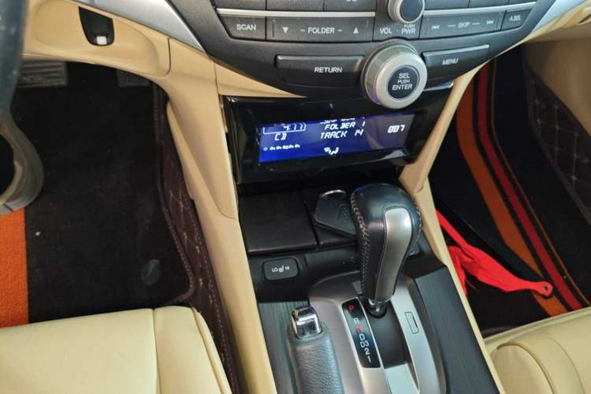 Used Honda Crosstour 2012 2.4L Luxury Edition Gear Lever