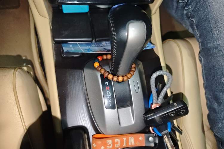 Used Honda Crosstour 2012 2.4L Luxury Edition Gear Lever