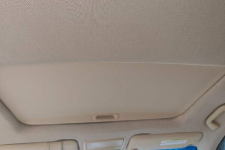 Used Honda Crosstour 2012 2.4L Luxury Edition Headliner