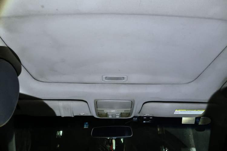 Used Honda Crosstour 2012 2.4L Luxury Edition Headliner