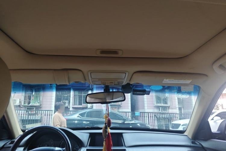 Used Honda Crosstour 2012 2.4L Luxury Edition Headliner
