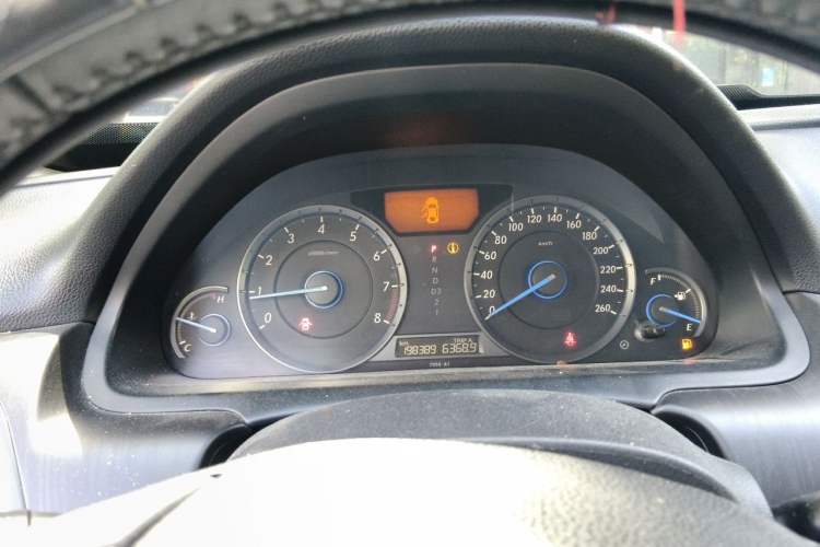 Used Honda Crosstour 2012 2.4L Luxury Edition Instrument Cluster