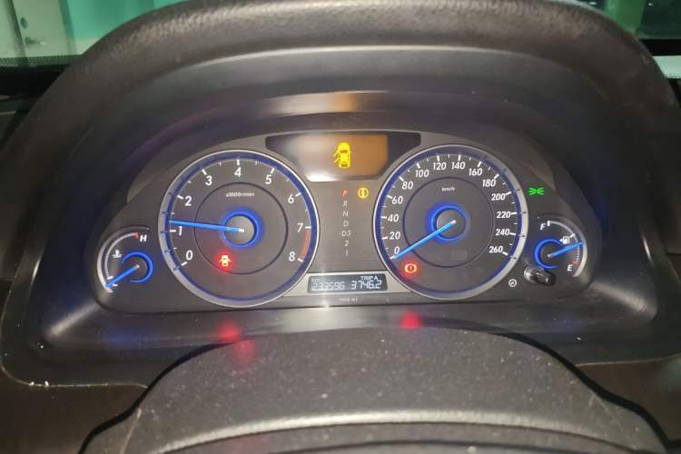 Used Honda Crosstour 2012 2.4L Luxury Edition Instrument Cluster