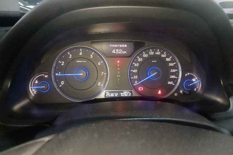 Used Honda Crosstour 2012 2.4L Luxury Edition Instrument Cluster