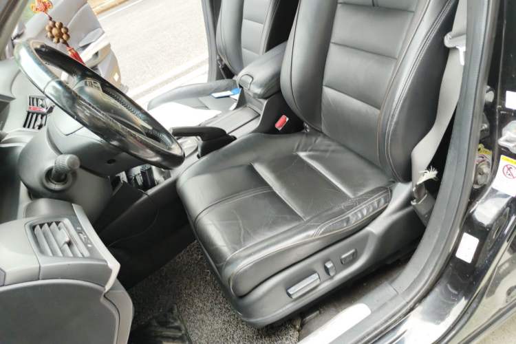 Used Honda Crosstour 2012 2.4L Prestige Edition Left Front Seat
