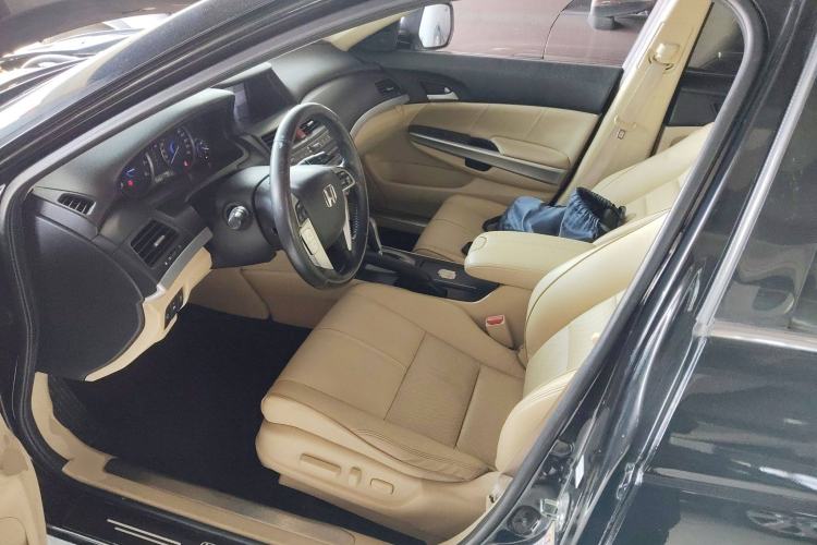 Used Honda Crosstour 2012 2.4L Luxury Edition Left Front Seat