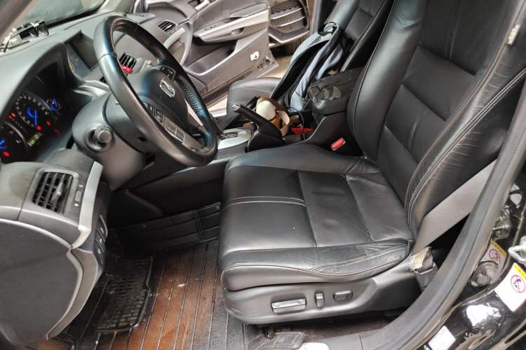 Used Honda Crosstour 2012 2.4L Prestige Edition Left Front Seat