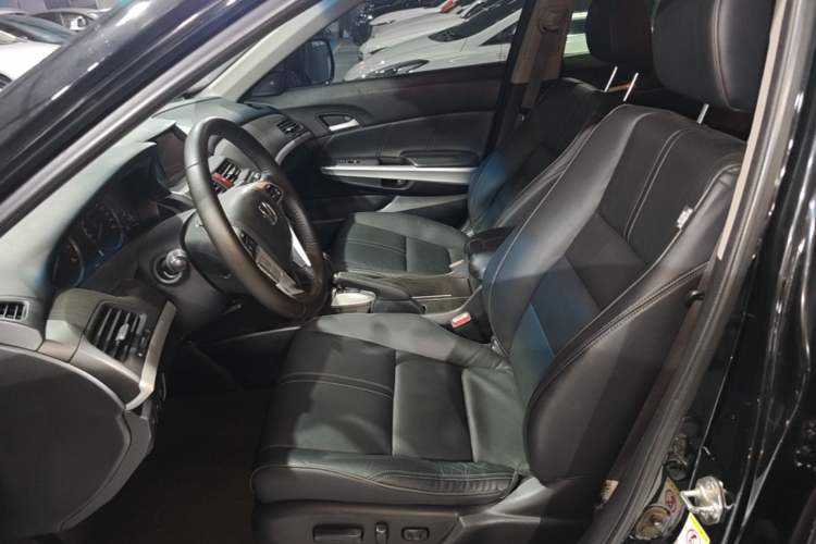 Used Honda Crosstour 2012 2.4L Luxury Edition Left Front Seat
