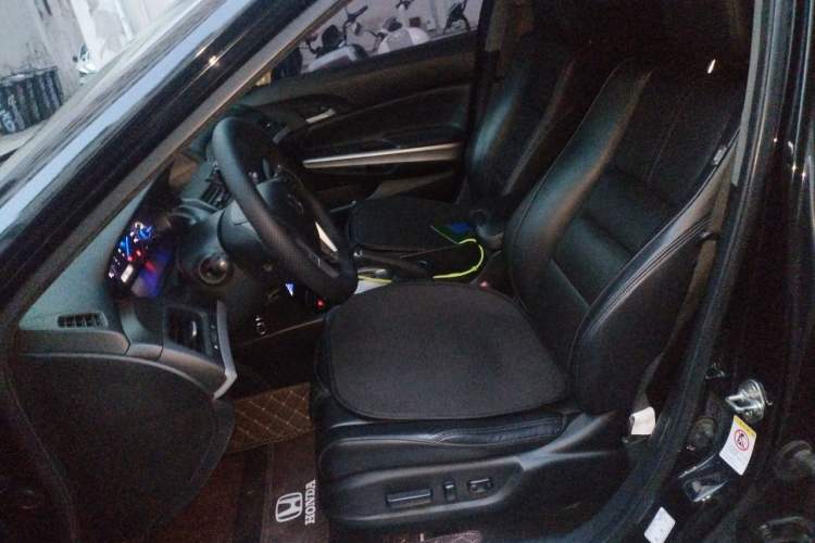 Used Honda Crosstour 2012 2.4L Luxury Edition Left Front Seat