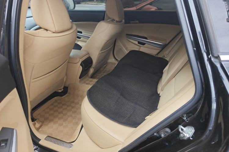 Used Honda Crosstour 2012 2.4L Luxury Edition Left Rear Seat