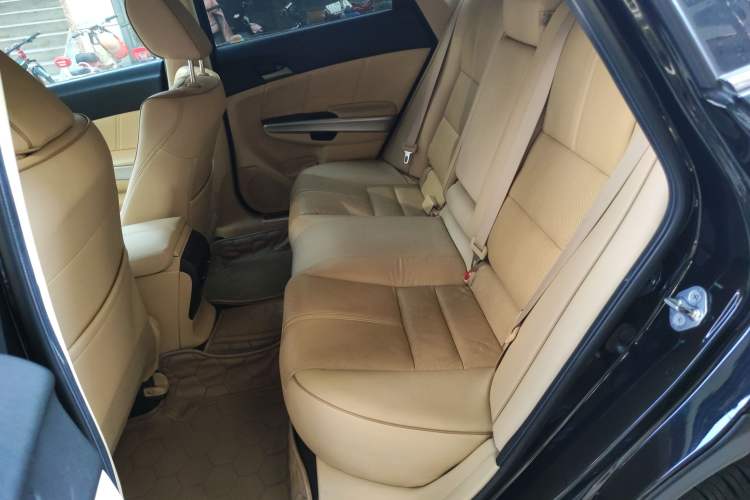 Used Honda Crosstour 2012 2.4L Luxury Edition Left Rear Seat