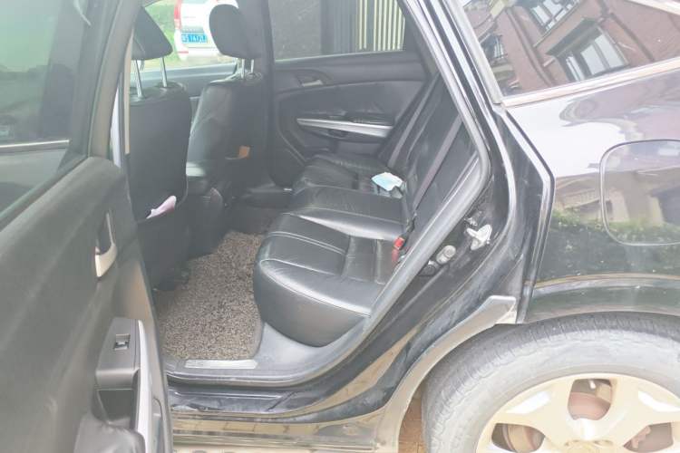 Used Honda Crosstour 2012 2.4L Luxury Edition Left Rear Seat