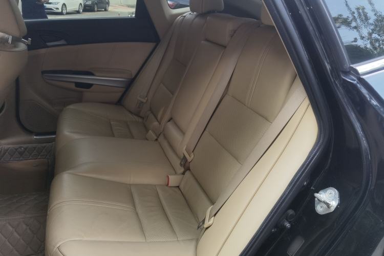 Used Honda Crosstour 2012 2.4L Luxury Edition Left Rear Seat