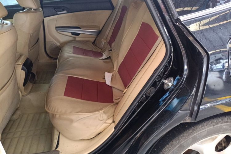 Used Honda Crosstour 2012 2.4L Luxury Edition Left Rear Seat