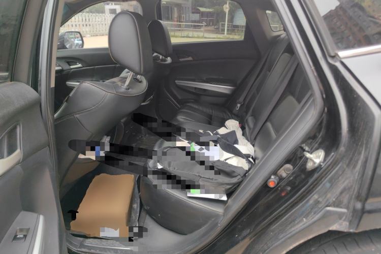 Used Honda Crosstour 2012 2.4L Luxury Edition Left Rear Seat