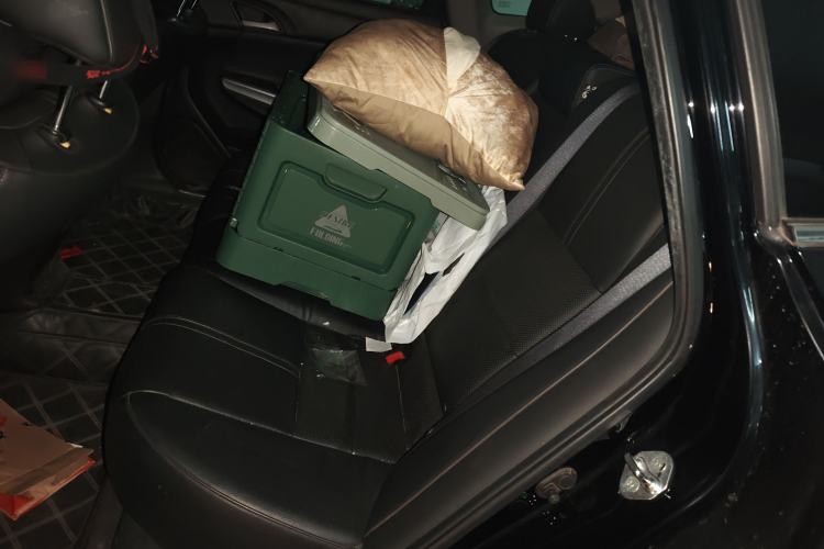 Used Honda Crosstour 2012 2.4L Luxury Edition Left Rear Seat