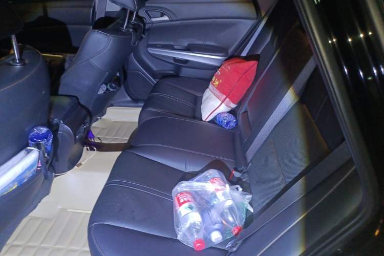 Used Honda Crosstour 2012 2.4L Prestige Edition Left Rear Seat