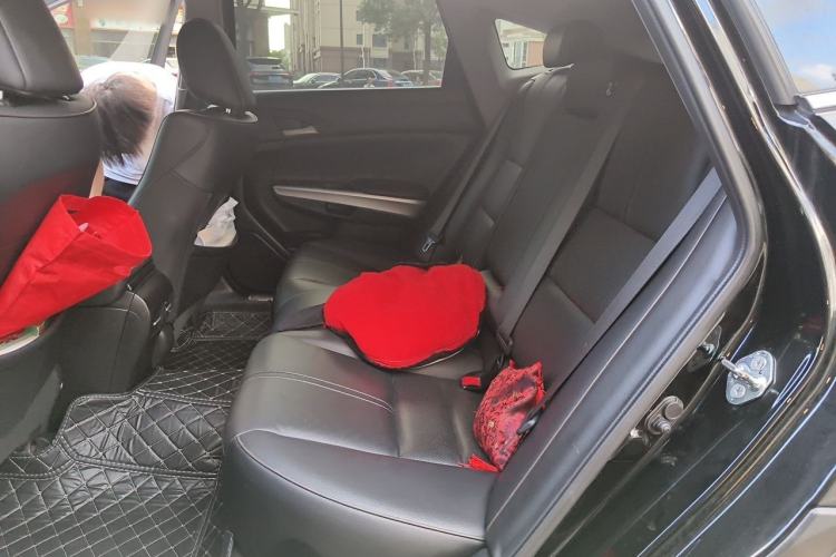 Used Honda Crosstour 2012 2.4L Luxury Edition Left Rear Seat