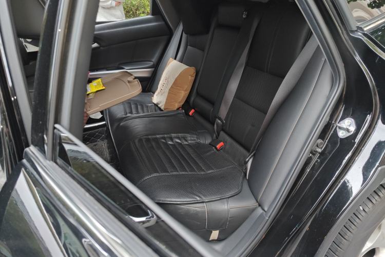 Used Honda Crosstour 2012 2.4L Luxury Edition Left Rear Seat