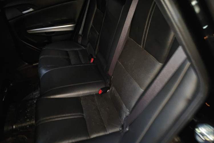 Used Honda Crosstour 2012 2.4L Luxury Edition Left Rear Seat