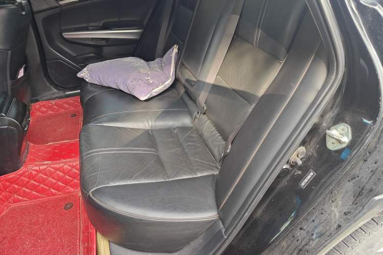 Used Honda Crosstour 2012 2.4L Luxury Edition Left Rear Seat