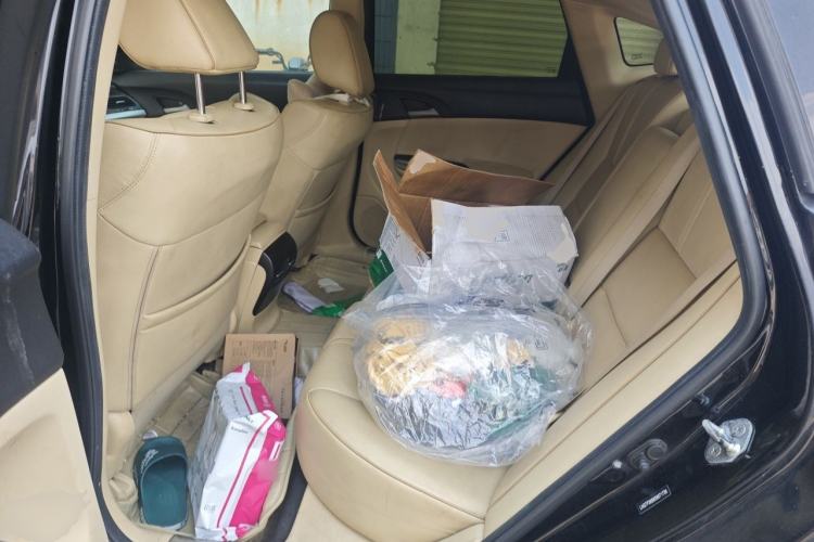 Used Honda Crosstour 2012 2.4L Luxury Edition Left Rear Seat