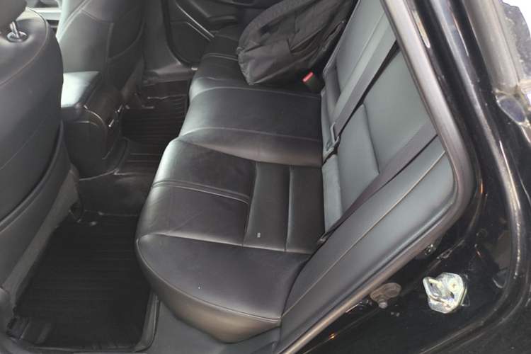 Used Honda Crosstour 2012 2.4L Luxury Edition Left Rear Seat