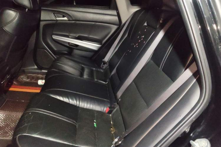 Used Honda Crosstour 2012 2.4L Luxury Edition Left Rear Seat
