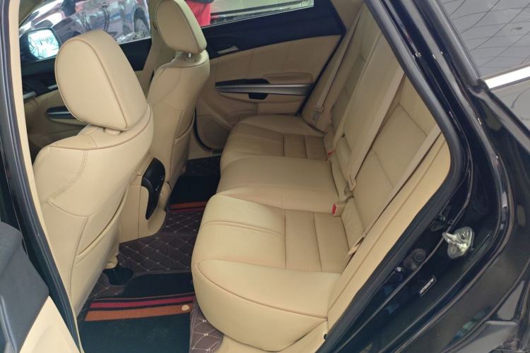 Used Honda Crosstour 2012 2.4L Luxury Edition Left Rear Seat
