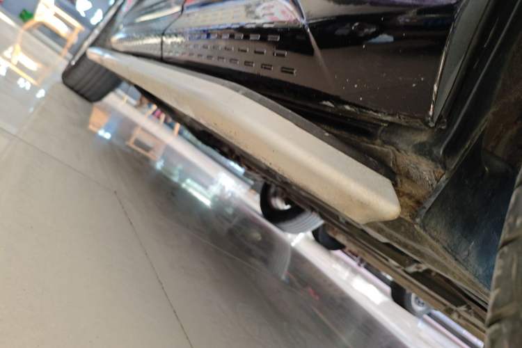 Used Honda Crosstour 2012 2.4L Luxury Edition Left Side Sill