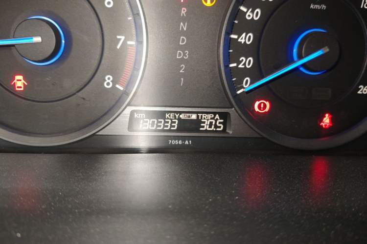 Used Honda Crosstour 2012 2.4L Luxury Edition Odometer Close Up
