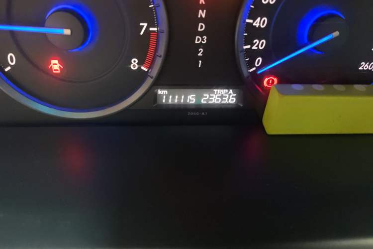 Used Honda Crosstour 2012 2.4L Luxury Edition Odometer Close Up