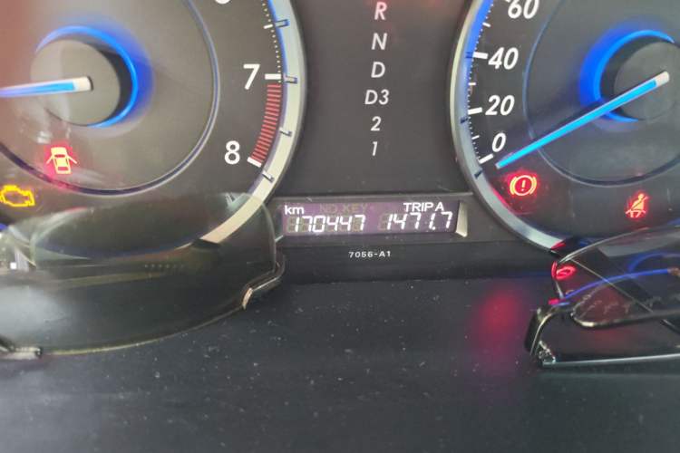 Used Honda Crosstour 2012 2.4L Luxury Edition Odometer Close Up