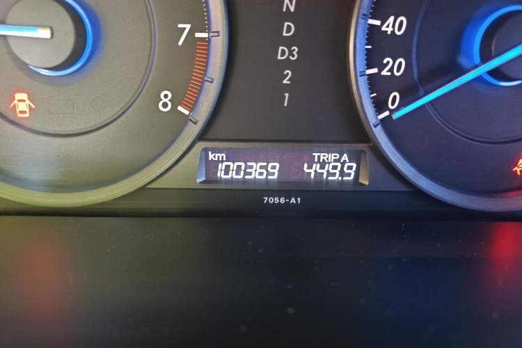 Used Honda Crosstour 2012 2.4L Luxury Edition Odometer Close Up