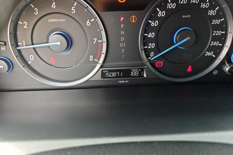 Used Honda Crosstour 2012 2.4L Luxury Edition Odometer Close Up