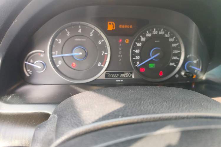 Used Honda Crosstour 2012 2.4L Luxury Edition Odometer Close Up