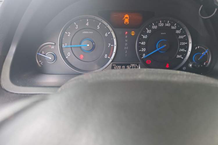 Used Honda Crosstour 2012 2.4L Luxury Edition Odometer Close Up