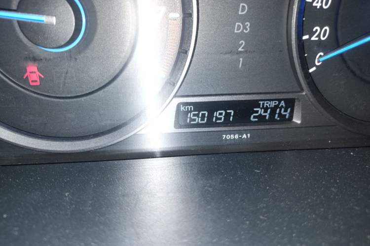 Used Honda Crosstour 2012 2.4L Luxury Edition Odometer Close Up