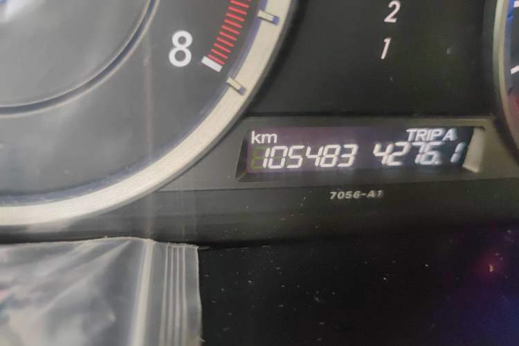 Used Honda Crosstour 2012 2.4L Luxury Edition Odometer Close Up